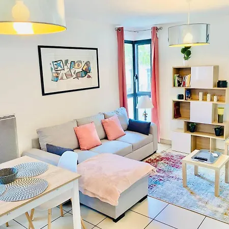 2 Avec Balcon Et Parking