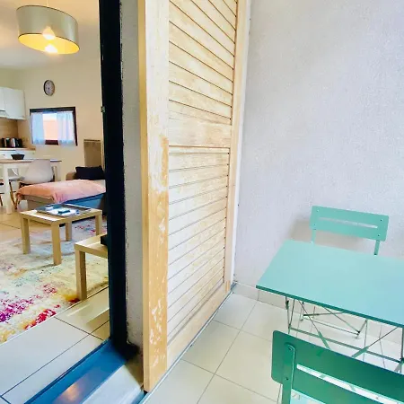 2 Avec Balcon Et Parking *