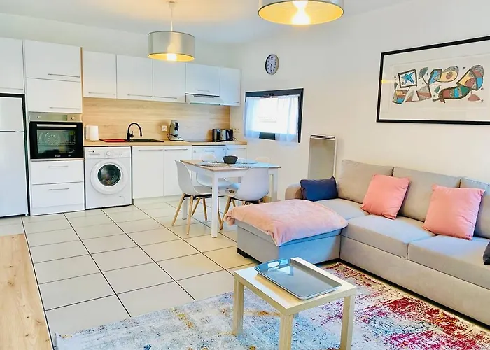 2 Avec Balcon Et Parking Perpignan