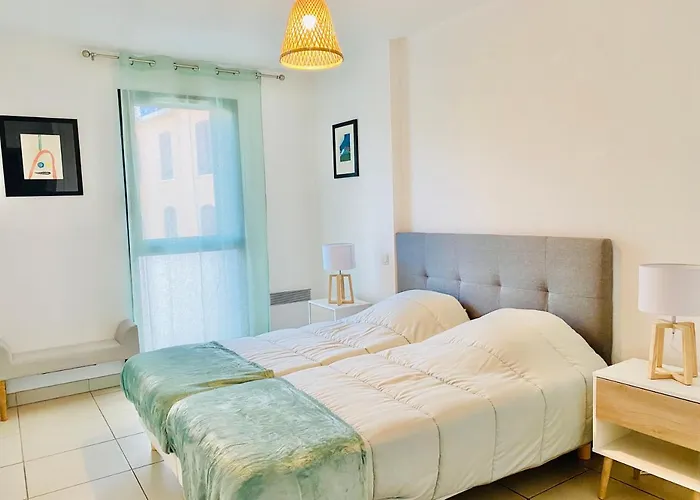 Appartement 2 Avec Balcon Et Parking Perpignan